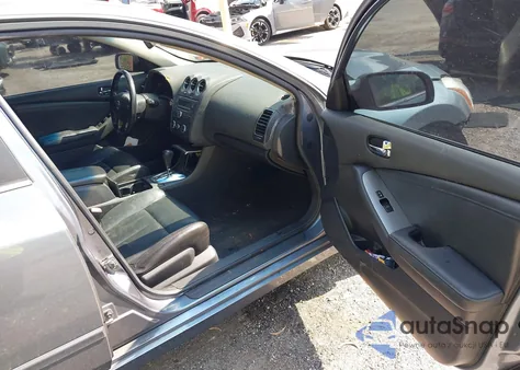 2010 Nissan Altima 2.5 S z USA, uszkodzony, nr VIN 1N4AL2AP3AN424043